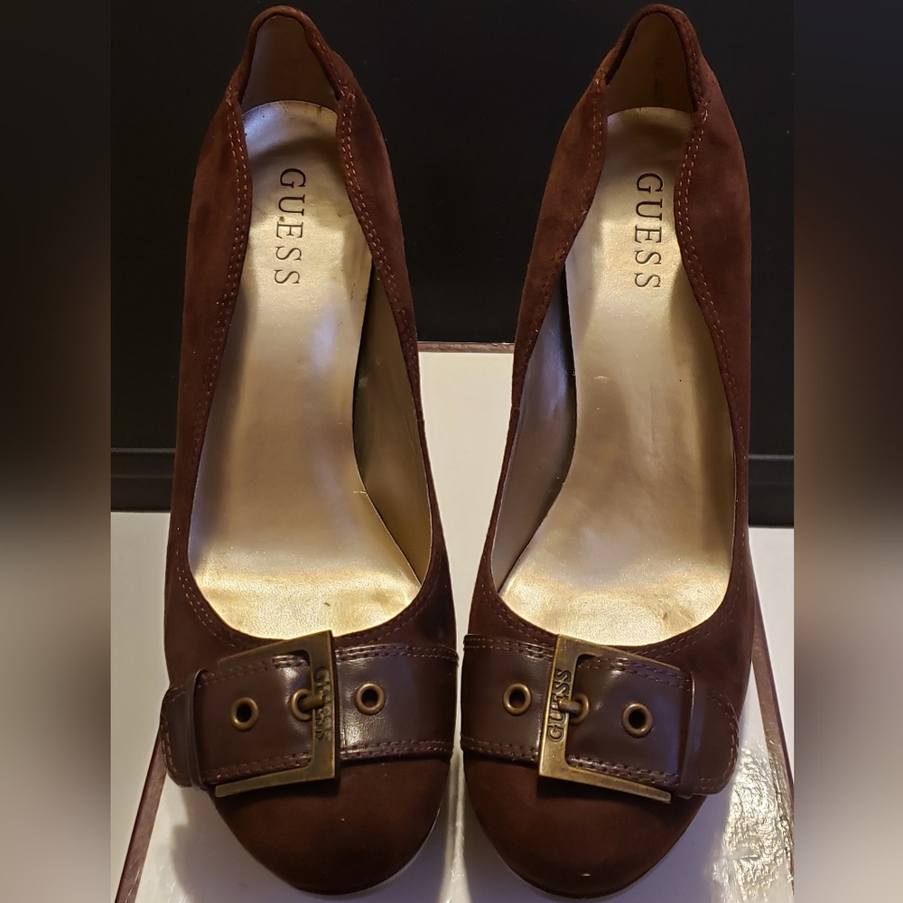 GUC GUESS Suede Platform Heel Shoes